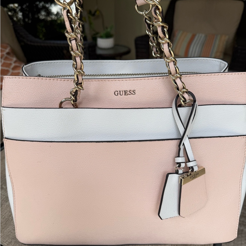 Guess 1981 purse